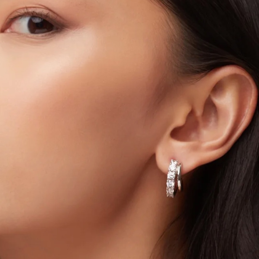 Kendra Scott Livy Huggie Earrings